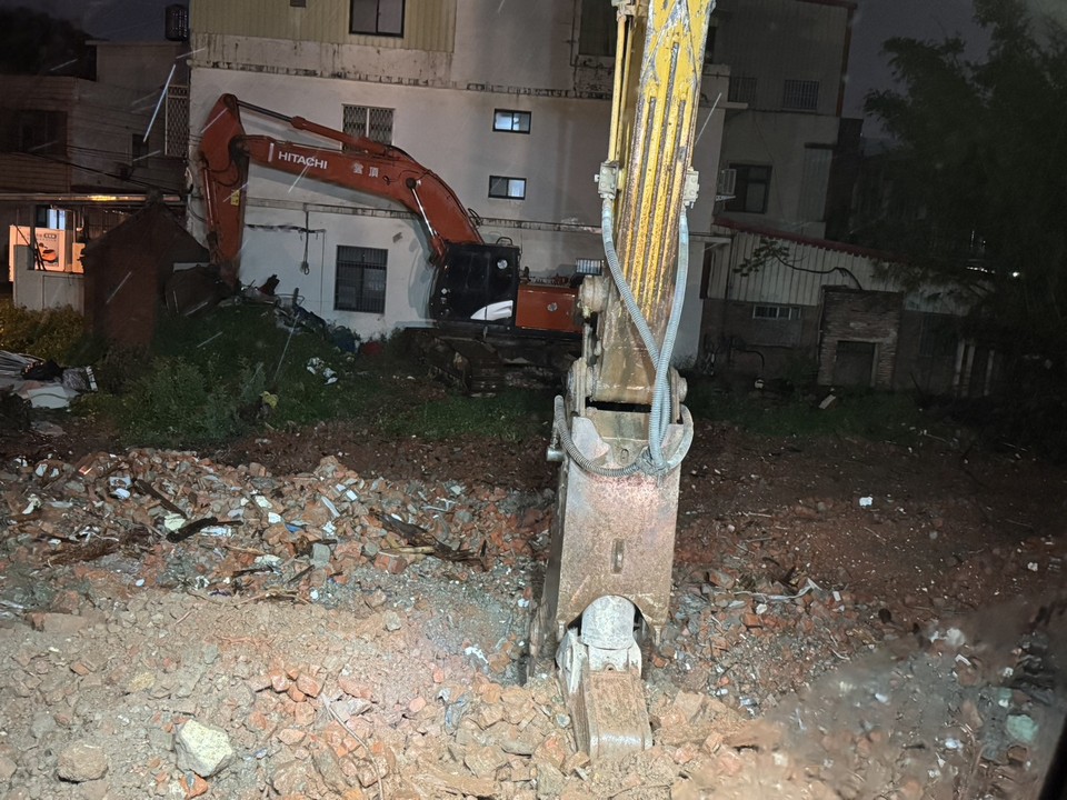 竹北市環北路拆除