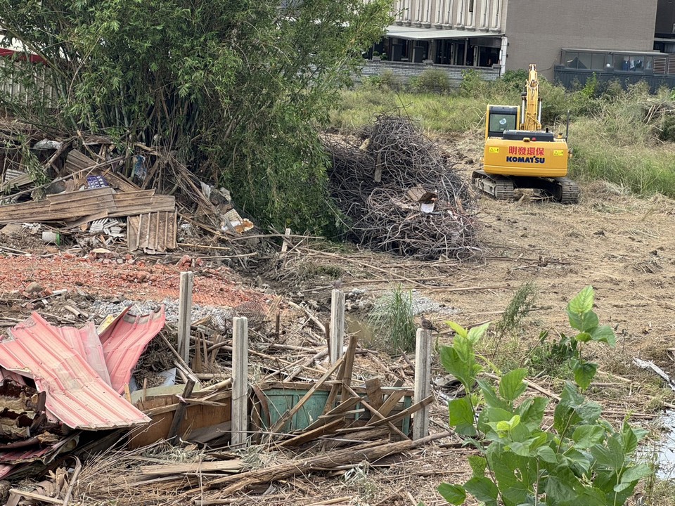 竹北市環北路拆除