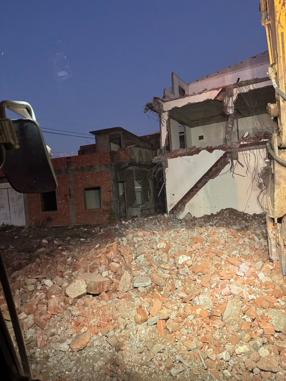 苗栗頭份房屋拆除工程