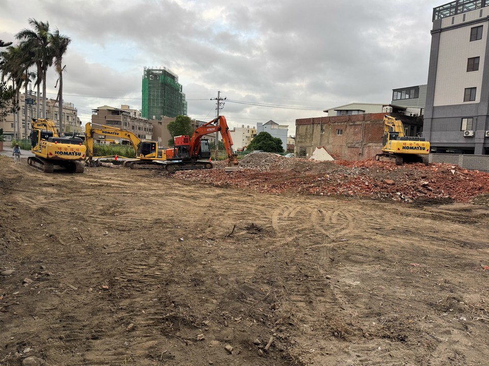 苗栗頭份房屋拆除工程